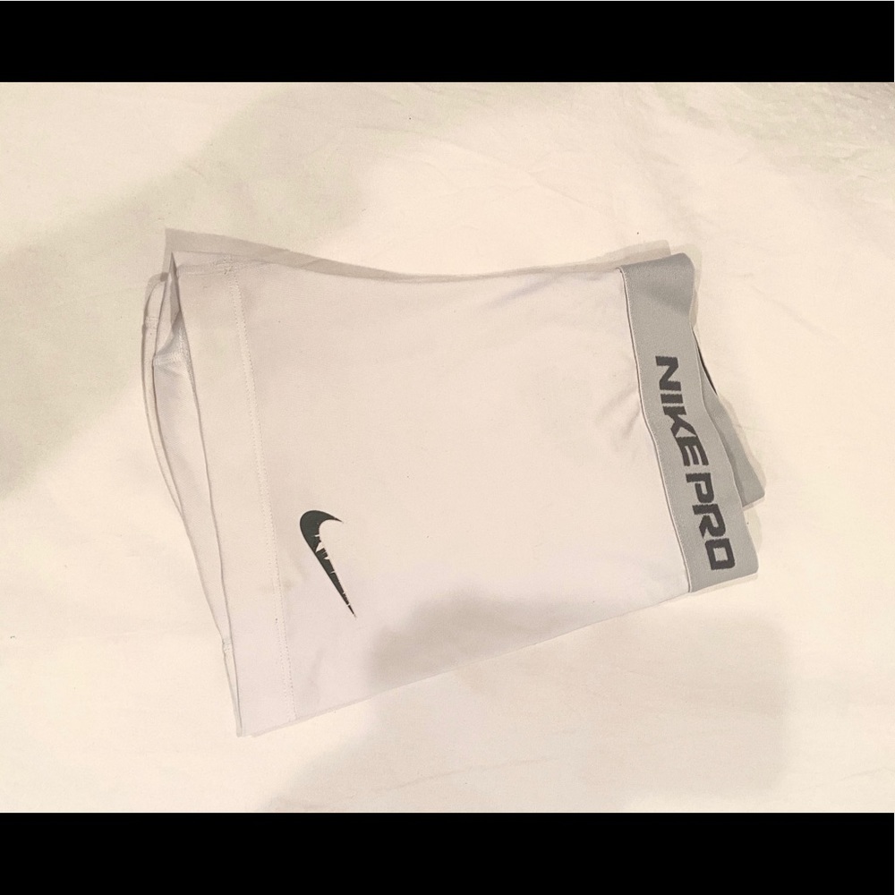 Nike Pro